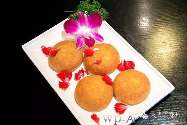 寻美食丨郑州城里的艳遇之都 有食欲的菌汤火锅