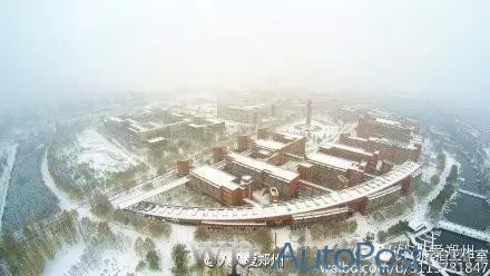 美！2015郑州初雪210米高空航拍