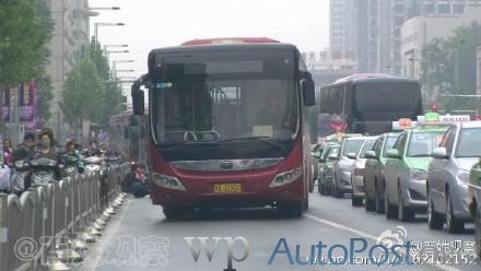 郑州公交司机疑似爆 孕妇当场气昏