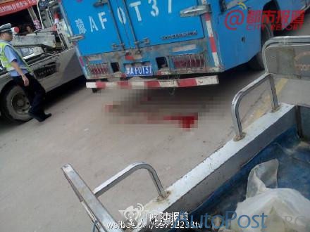 郑州一货车轧死一岁男童 司机弃车逃逸
