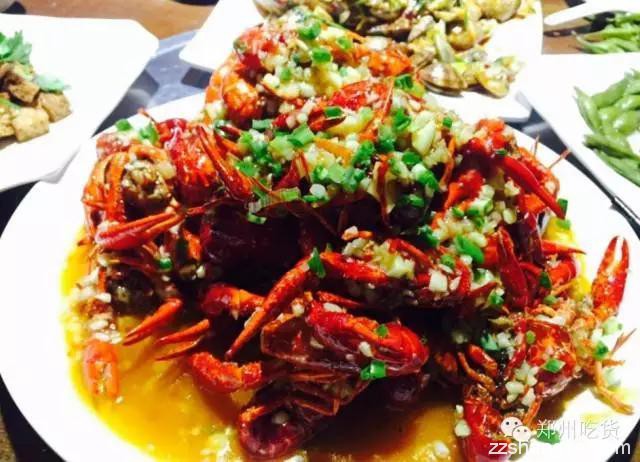最肥美的“龙虾季”已到！麻辣鲜软，滋香流油，准备好吮指回味！