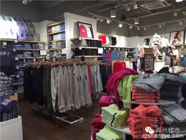 用200张图片堆砌出这篇日本最大奥特莱斯-箱根店的探盘稿件