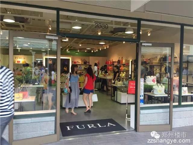 用200张图片堆砌出这篇日本最大奥特莱斯-箱根店的探盘稿件