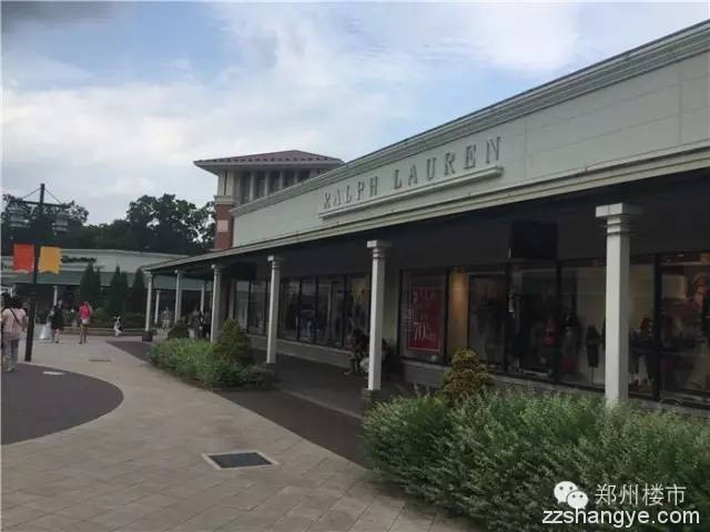 用200张图片堆砌出这篇日本最大奥特莱斯-箱根店的探盘稿件