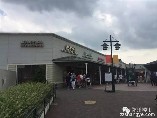 用200张图片堆砌出这篇日本最大奥特莱斯-箱根店的探盘稿件