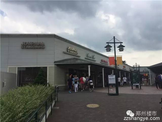 用200张图片堆砌出这篇日本最大奥特莱斯-箱根店的探盘稿件