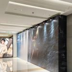 始祖鸟大卫城店，“悄悄”的和BURBERRY成为了邻居！